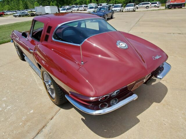 Chevrolet Corvette 1965 image number 10