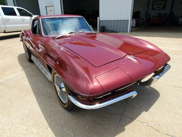 Chevrolet Corvette 1965 image number 26