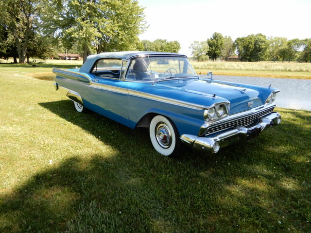 Ford Fairlane 1959 image number 13