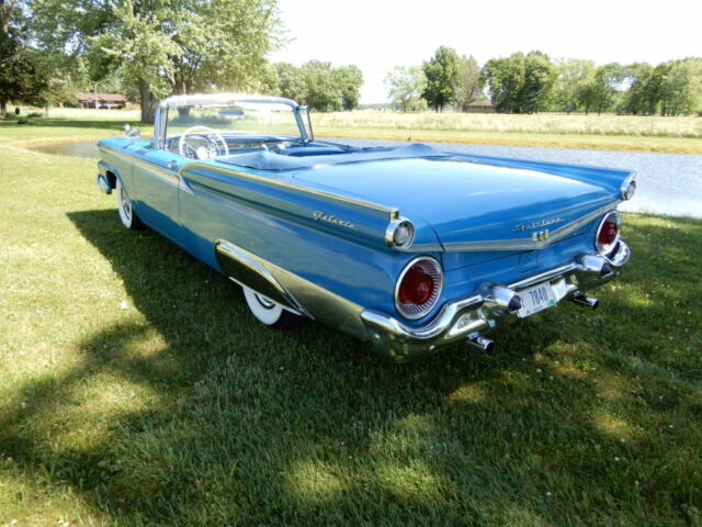 Ford Fairlane 1959 image number 31