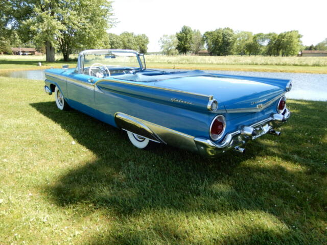 Ford Fairlane 1959 image number 33