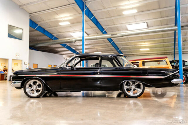 Chevrolet Bel Air/150/210 1961 image number 1