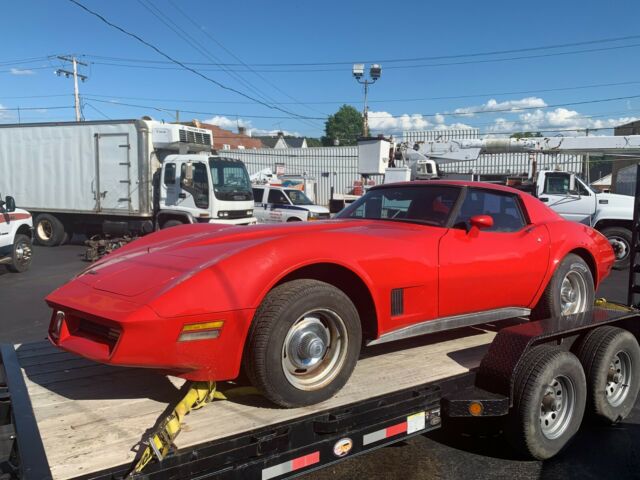 Chevrolet Corvette 1977 image number 17