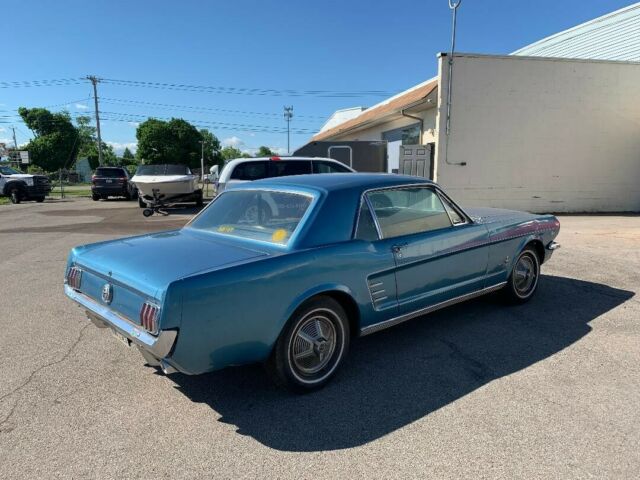 Ford Mustang 1966 image number 28