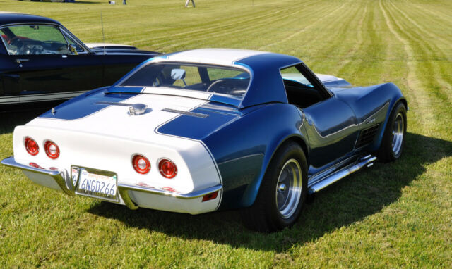 Chevrolet Corvette 1972 image number 1