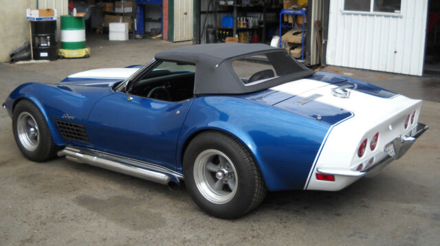 Chevrolet Corvette 1972 image number 21