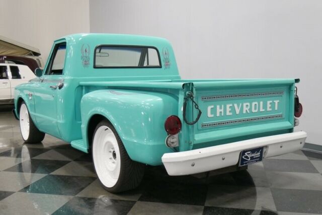 Chevrolet C-10 1967 image number 9