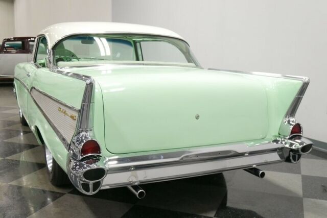 Chevrolet Bel Air/150/210 1957 image number 10