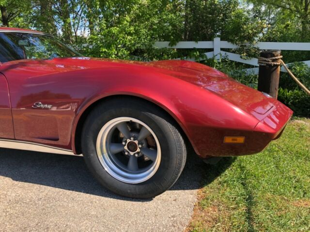 Chevrolet Corvette 1974 image number 2