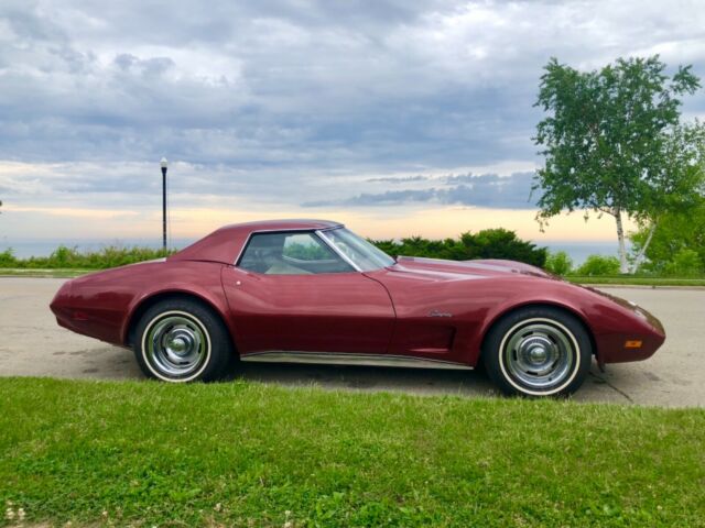 Chevrolet Corvette 1974 image number 30