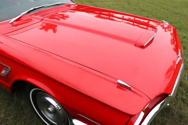 Ford Thunderbird 1965 image number 7