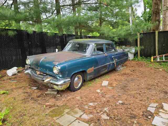 Lincoln Capri 1953 image number 10