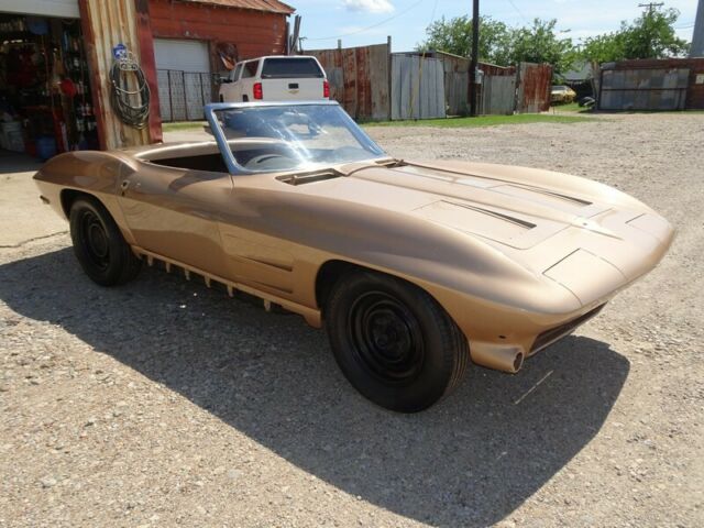 Chevrolet Corvette 1963 image number 2