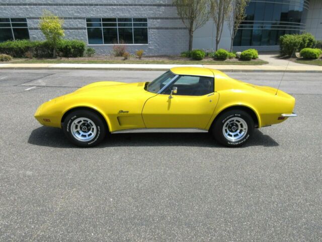 Chevrolet Corvette 1973 image number 30