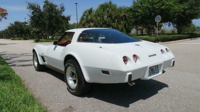 Chevrolet Corvette 1978 image number 17