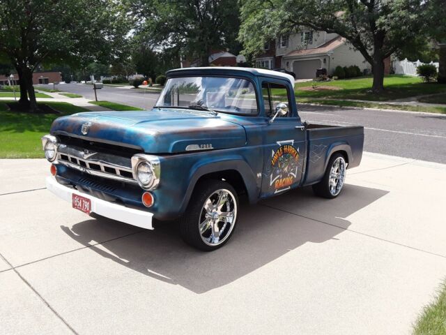 Ford F100 1957 image number 0