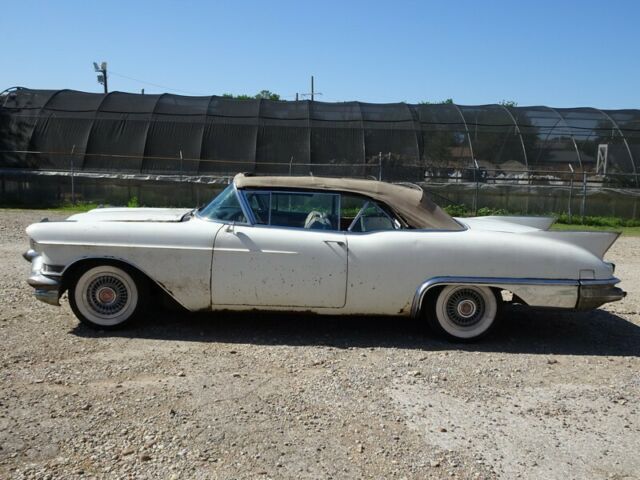 Cadillac Eldorado 1957 image number 1