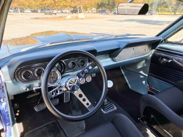 Ford Mustang 1966 image number 16