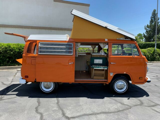 Volkswagen Bus/Vanagon 1973 image number 26