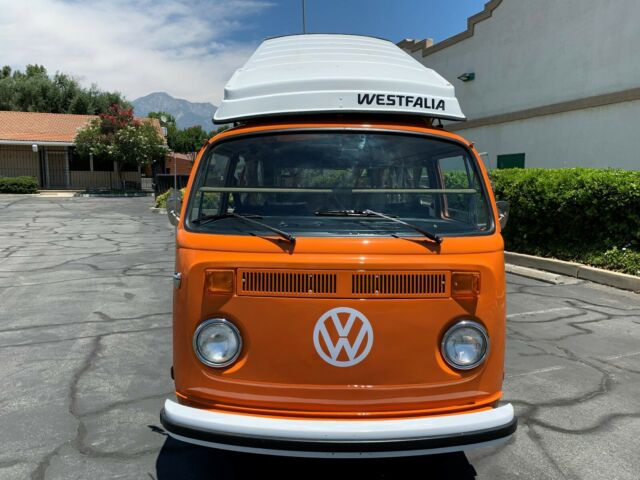 Volkswagen Bus/Vanagon 1973 image number 28