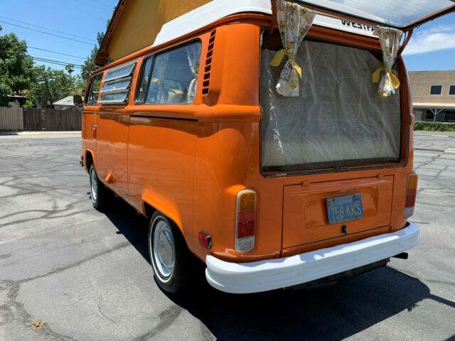 Volkswagen Bus/Vanagon 1973 image number 30