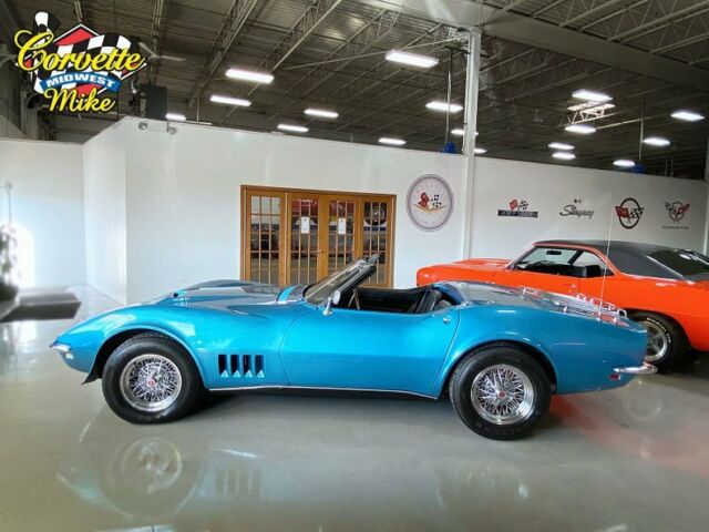 Chevrolet Corvette 1968 image number 11