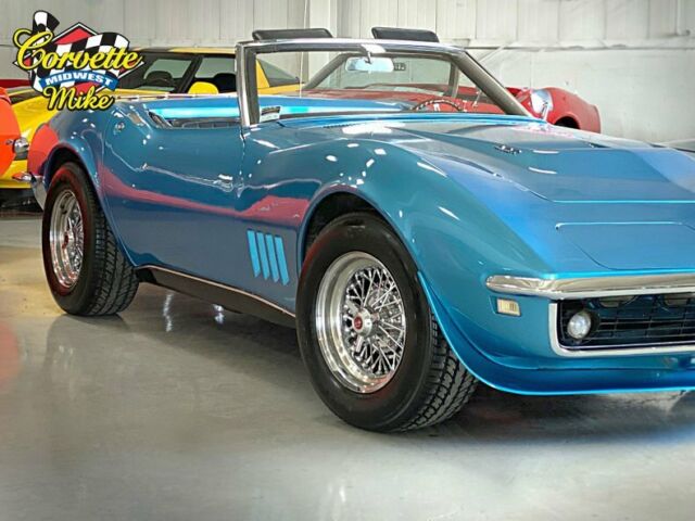 Chevrolet Corvette 1968 image number 2