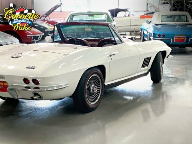 Chevrolet Corvette 1967 image number 20