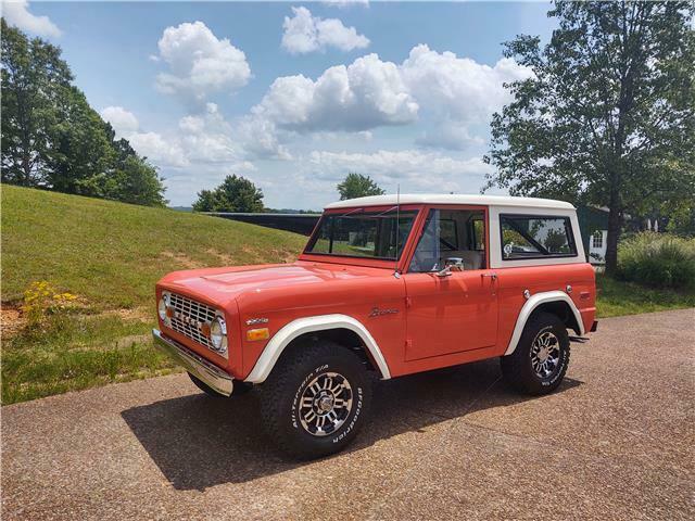 Ford Bronco 1974 image number 4