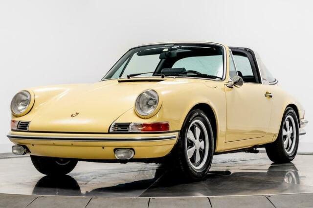 Porsche 911 T Targa 1969 image number 27