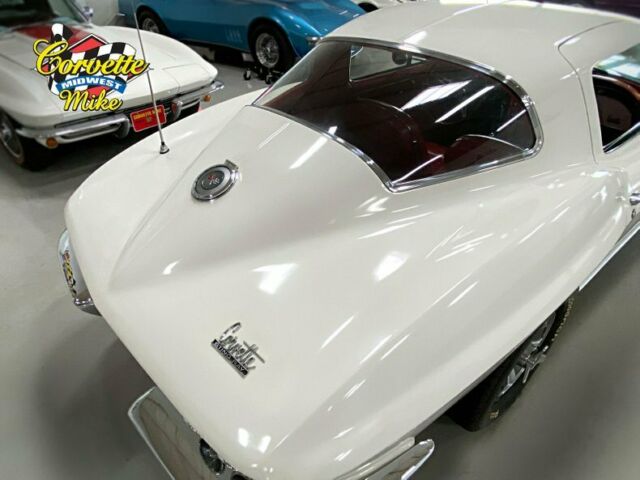 Chevrolet Corvette 1966 image number 20