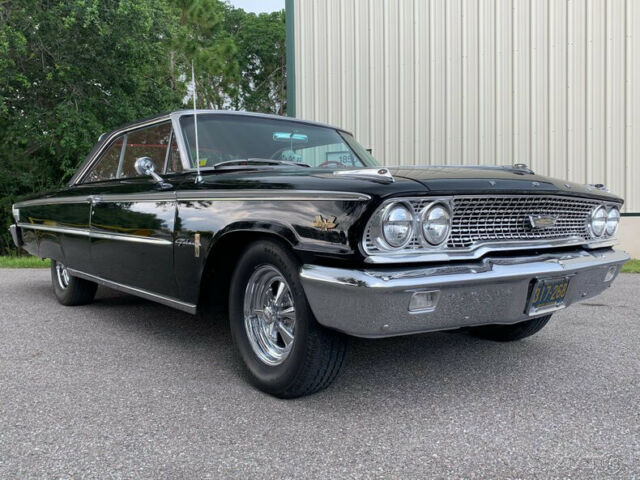 Ford Galaxie 1963 image number 41