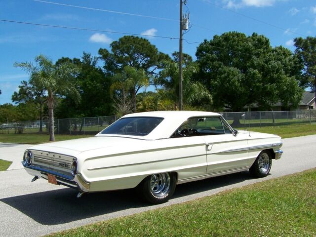 Ford Galaxie 1964 image number 10