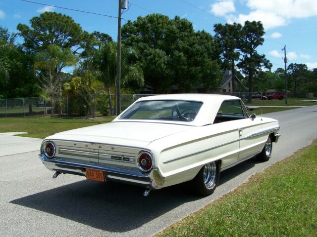 Ford Galaxie 1964 image number 33