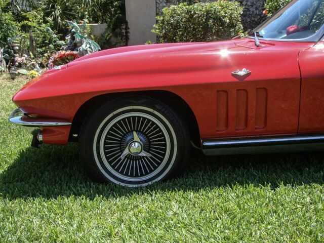 Chevrolet Corvette 1965 image number 47