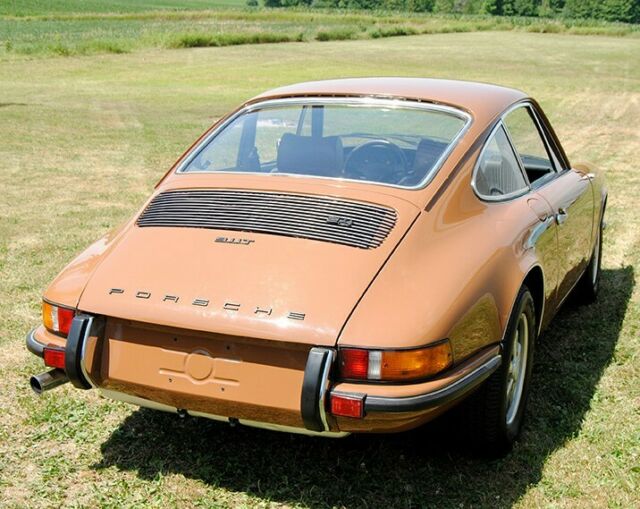 Porsche 911 1972 image number 1