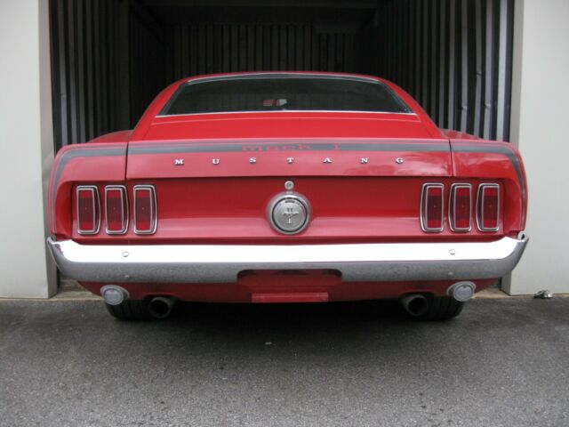 Ford Mustang 1969 image number 10