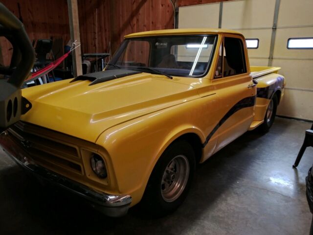 Chevrolet c10 1967 image number 1