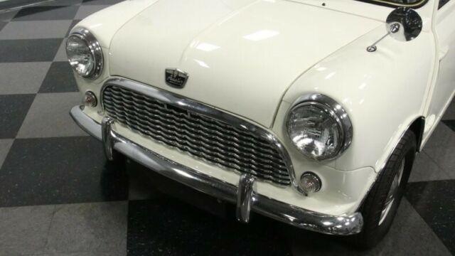 Austin Mini Countryman 1961 image number 22