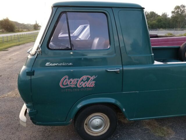 Ford E100 1962 image number 1