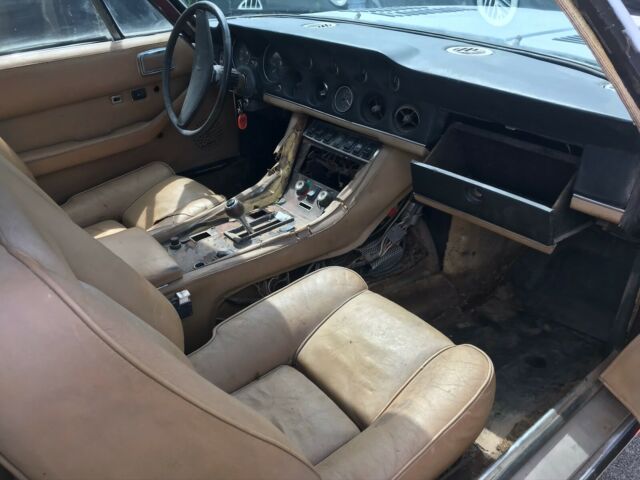 Jensen Interceptor 1972 image number 12