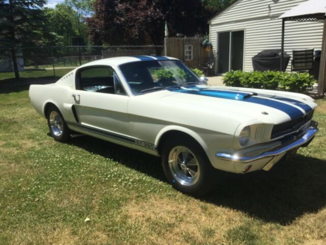 Ford Mustang 1965 image number 27