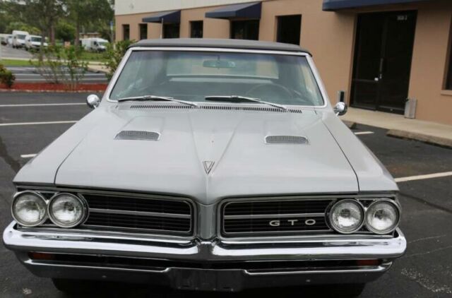 Pontiac GTO 1964 image number 11