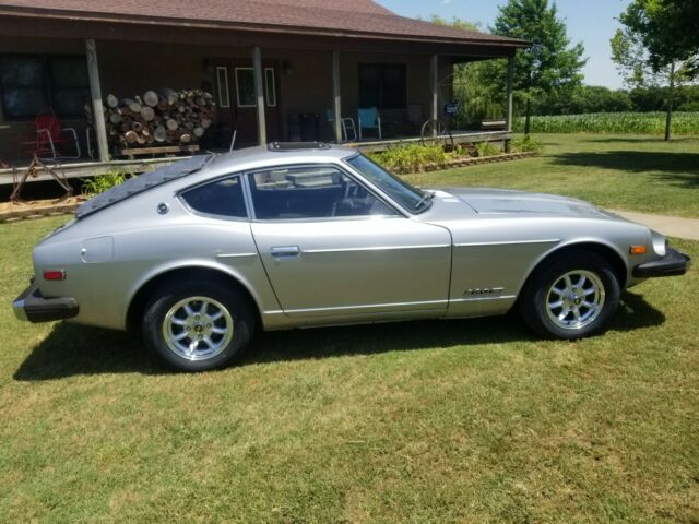 Datsun Z-Series 1976 image number 0