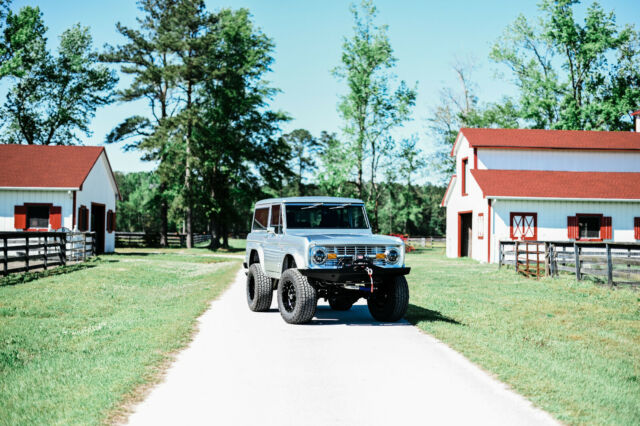 Ford Bronco 1977 image number 19