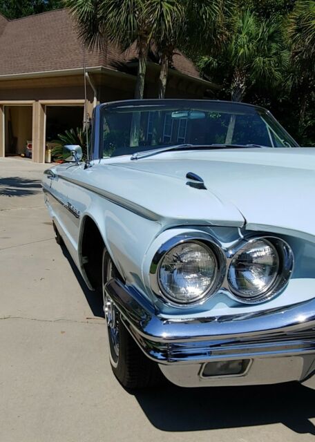 Ford Thunderbird 1964 image number 28