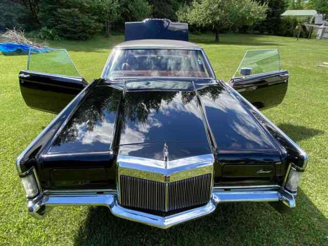 Lincoln Continental Mk III 1970 image number 29