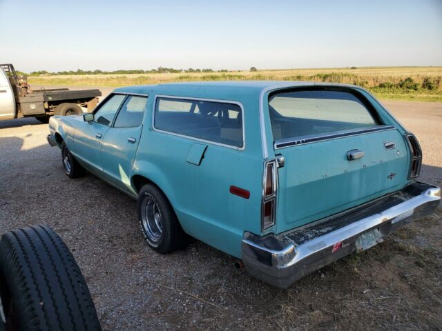 Ford LTD 1977 image number 3