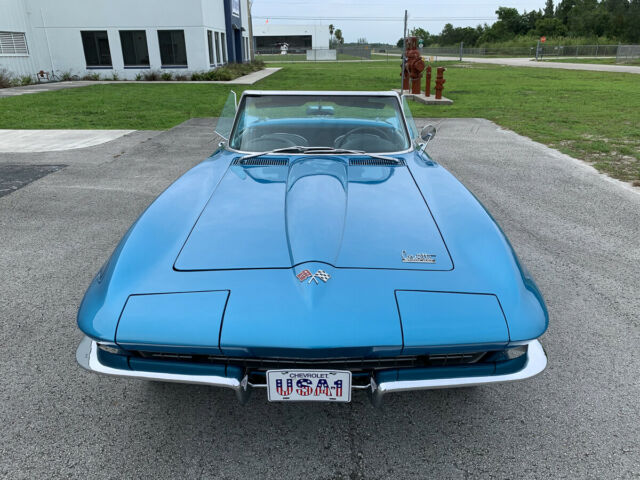 Chevrolet Corvette 1967 image number 10