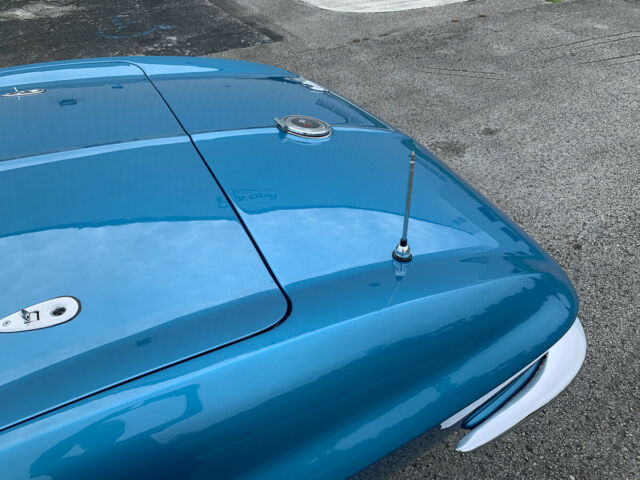 Chevrolet Corvette 1967 image number 32